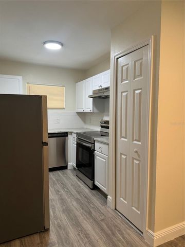 34825 CUTOFF ROAD B, Fruitland Park, FL 34731