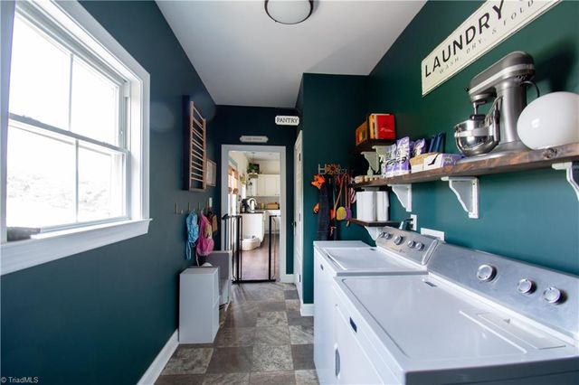 1004 Tilley Farm Road, Pinnacle, NC 27043