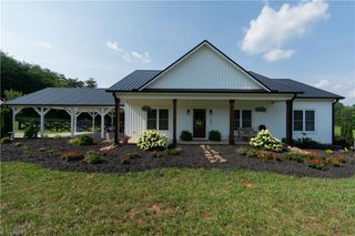 1004 Tilley Farm Road, Pinnacle, NC 27043