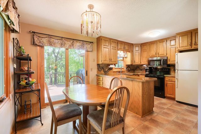 6715 Ashton Avenue NE, Fridley, MN 55432