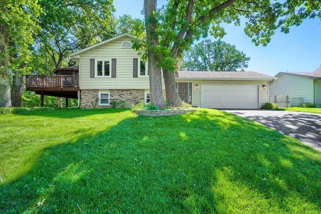6715 Ashton Avenue NE, Fridley, MN 55432