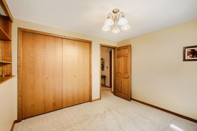 6715 Ashton Avenue NE, Fridley, MN 55432