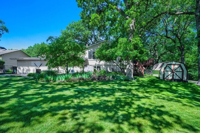 6715 Ashton Avenue NE, Fridley, MN 55432