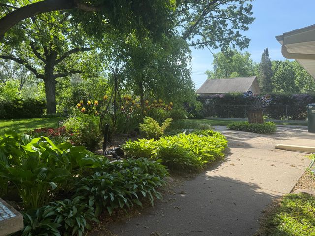 6715 Ashton Avenue NE, Fridley, MN 55432