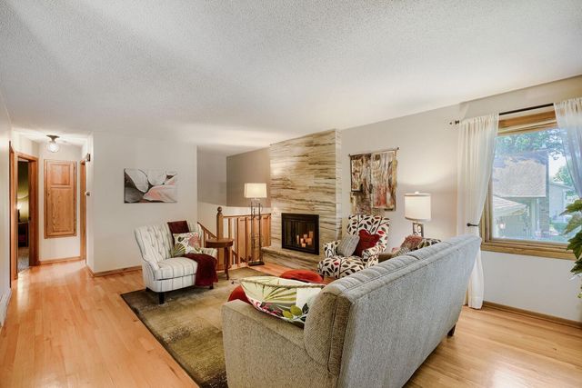 6715 Ashton Avenue NE, Fridley, MN 55432