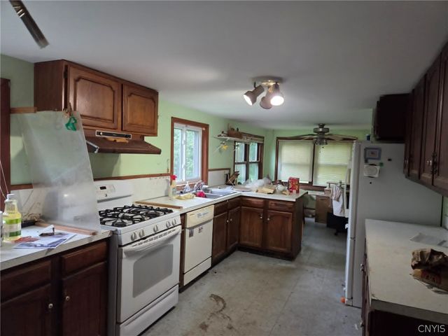 3348 County Route 176, Scriba, NY 13126