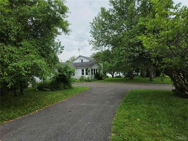 3348 County Route 176, Scriba, NY 13126