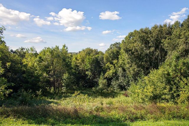 883 174th Avenue, New Richmond, WI 54017