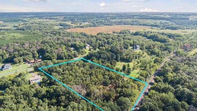 883 174th Avenue, New Richmond, WI 54017