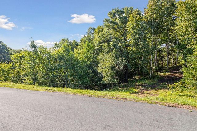 883 174th Avenue, New Richmond, WI 54017