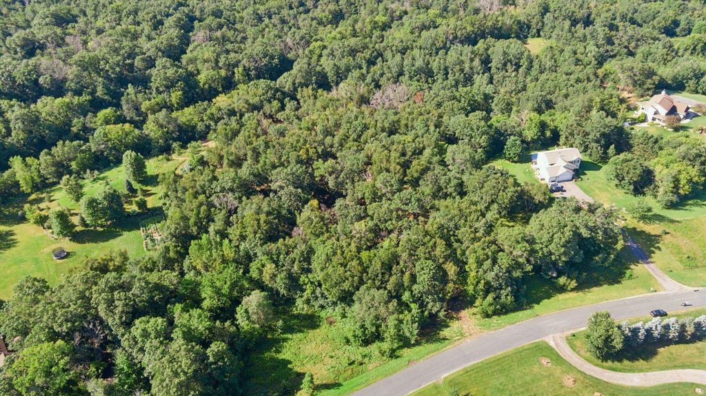 883 174th Avenue, New Richmond, WI 54017