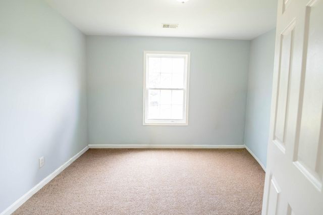 510 TEAL RD N, Martinsburg, WV 25405