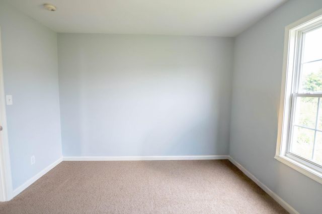 510 TEAL RD N, Martinsburg, WV 25405