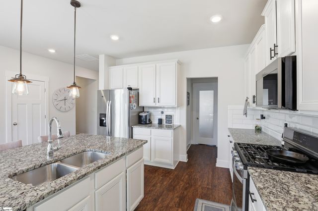 317 Blue Danube Drive, Simpsonville, SC 29681