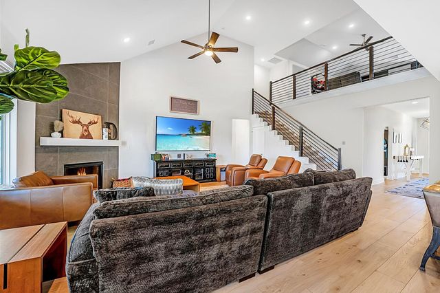 16532 Gaines Glen Lane, Montgomery, TX 77316