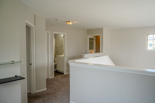 11623 Grand Canyon Avenue D, Huntley, IL 60142