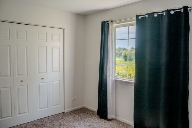11623 Grand Canyon Avenue D, Huntley, IL 60142
