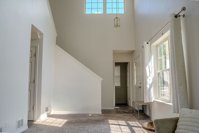 11623 Grand Canyon Avenue D, Huntley, IL 60142