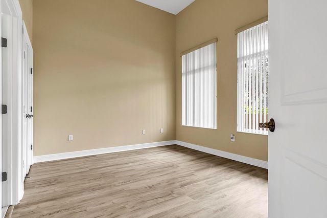 16102 Emerald Estates Drive 108, Weston, FL 33331