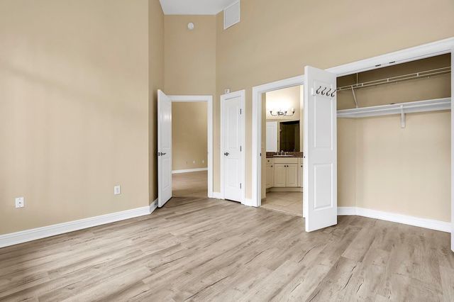 16102 Emerald Estates Drive 108, Weston, FL 33331