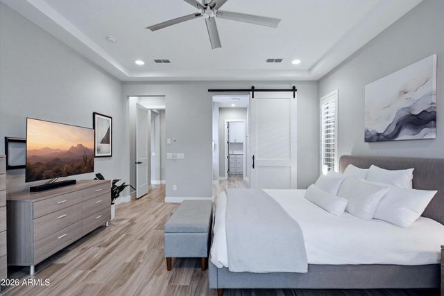 2828 E DONALD Drive, Phoenix, AZ 85050