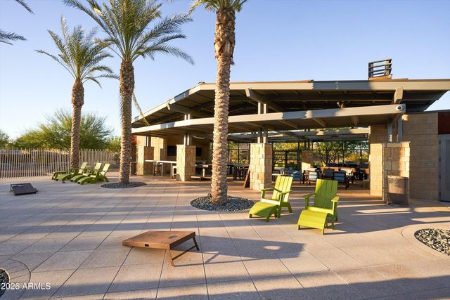 2828 E DONALD Drive, Phoenix, AZ 85050