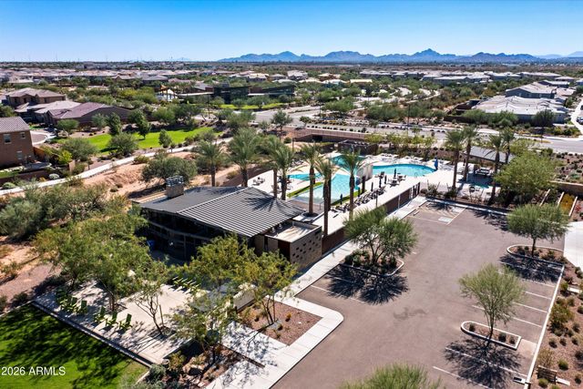 2828 E DONALD Drive, Phoenix, AZ 85050