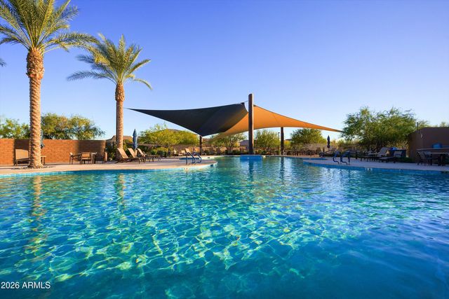 2828 E DONALD Drive, Phoenix, AZ 85050