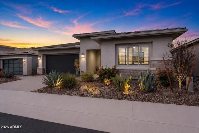 2828 E DONALD Drive, Phoenix, AZ 85050