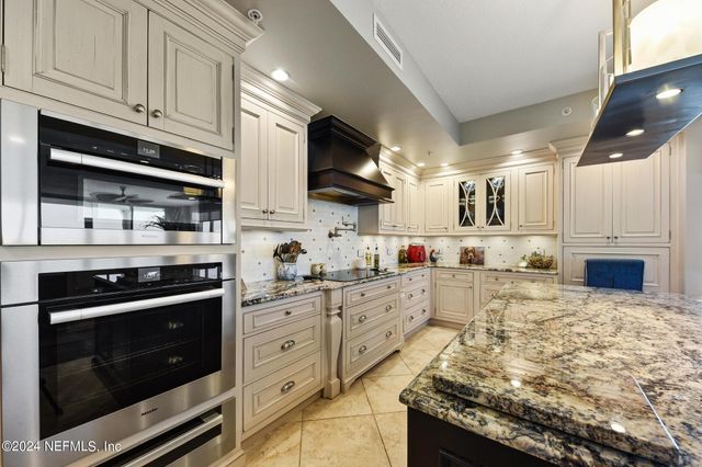 1031 1ST Street S 1102, Jacksonville Beach, FL 32250