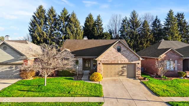 1624 Foxmere Boulevard, Greenwood, IN 46142