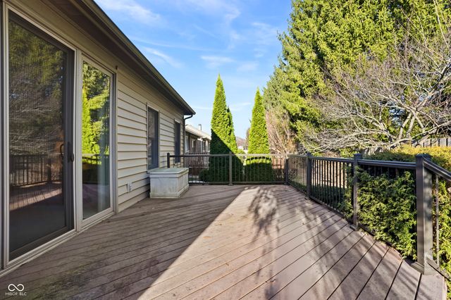 1624 Foxmere Boulevard, Greenwood, IN 46142