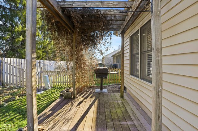 1624 Foxmere Boulevard, Greenwood, IN 46142