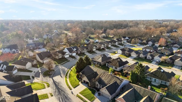 1624 Foxmere Boulevard, Greenwood, IN 46142