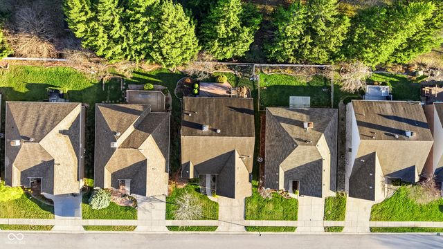 1624 Foxmere Boulevard, Greenwood, IN 46142