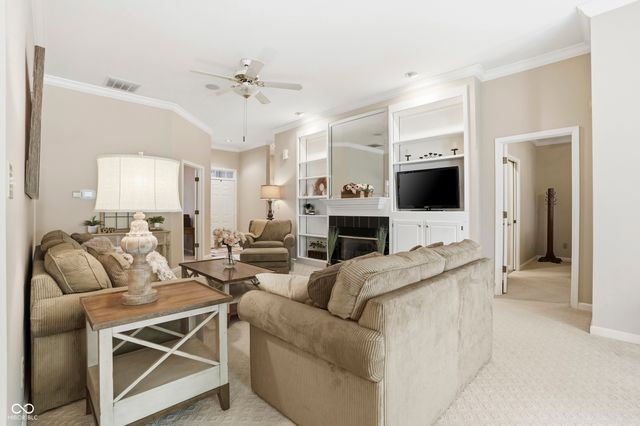 1624 Foxmere Boulevard, Greenwood, IN 46142