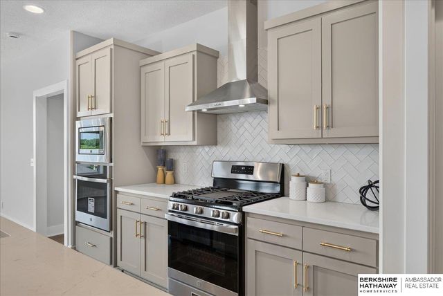 11317 S 191st Avenue, Gretna, NE 68028