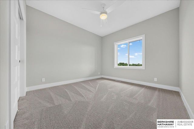 11317 S 191st Avenue, Gretna, NE 68028