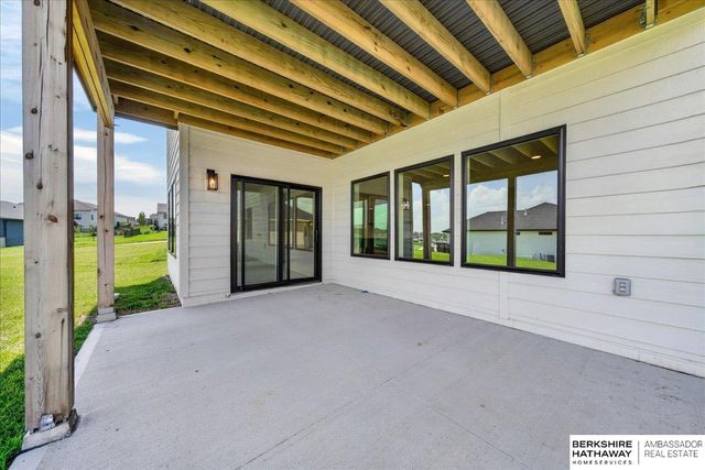 11317 S 191st Avenue, Gretna, NE 68028