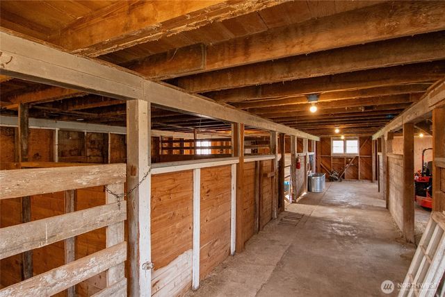 6084 Olson Road, Ferndale, WA 98248