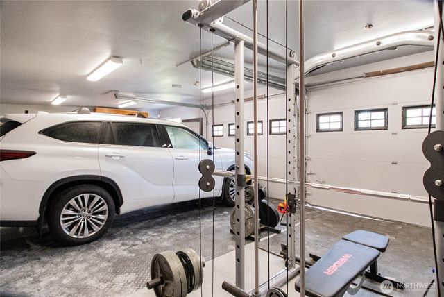 6084 Olson Road, Ferndale, WA 98248