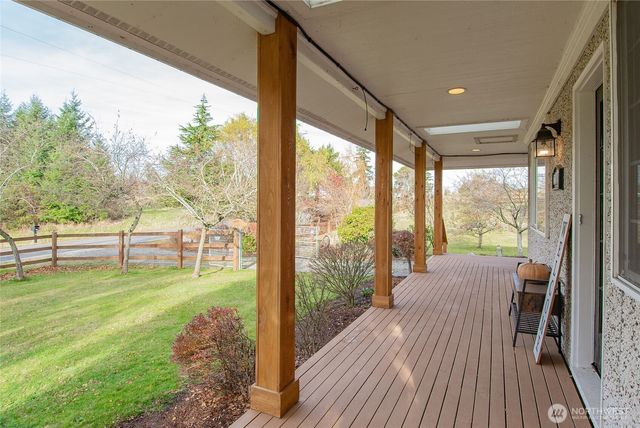 6084 Olson Road, Ferndale, WA 98248