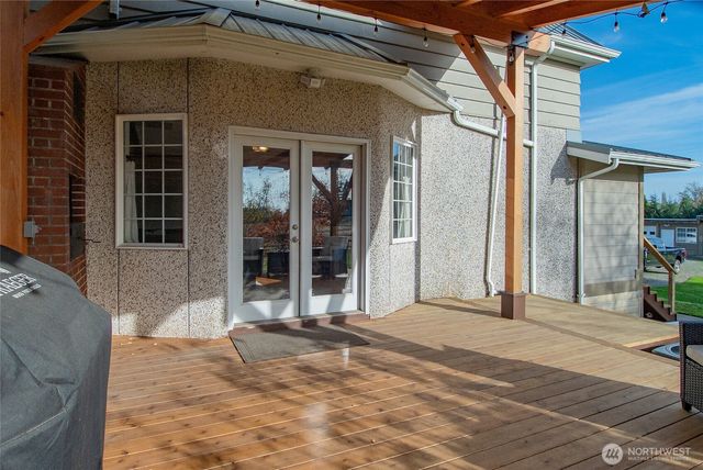 6084 Olson Road, Ferndale, WA 98248