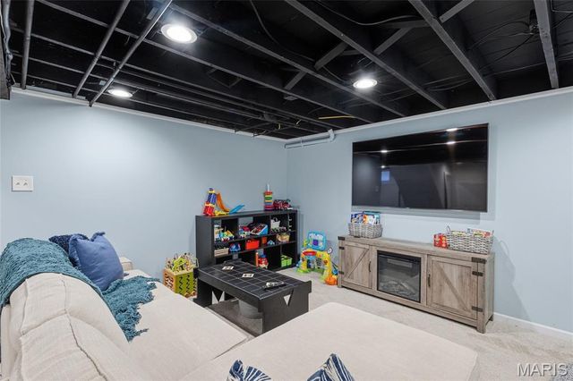 6615 Fyler Avenue, St Louis, MO 63139