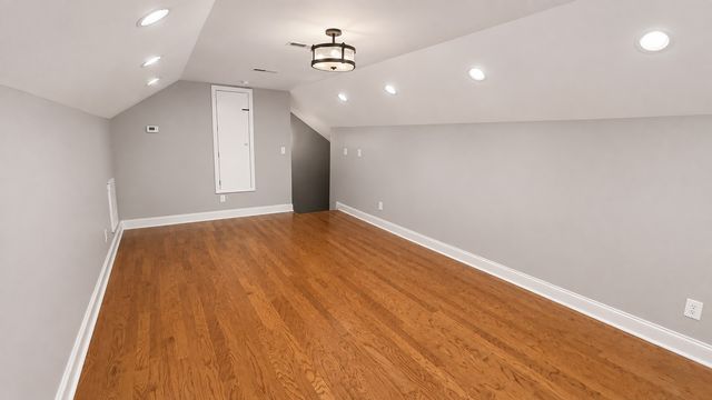 330 Fire Lake Dr, Manchester, TN 37355