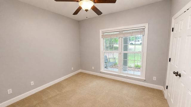 330 Fire Lake Dr, Manchester, TN 37355