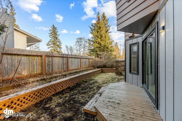 7817 Brentwood Drive, Anchorage, AK 99502