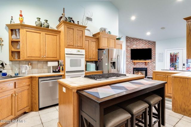 102 Lockeport Circle, Lafayette, LA 70508
