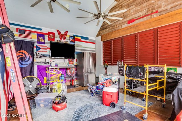 102 Lockeport Circle, Lafayette, LA 70508