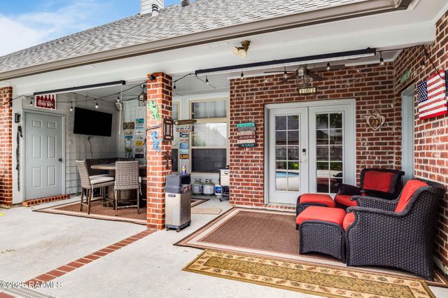 102 Lockeport Circle, Lafayette, LA 70508